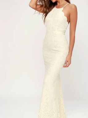 Lulus Zenith Scalloped Halter Lace Mermaid Dress in Ivory Size S Nwt